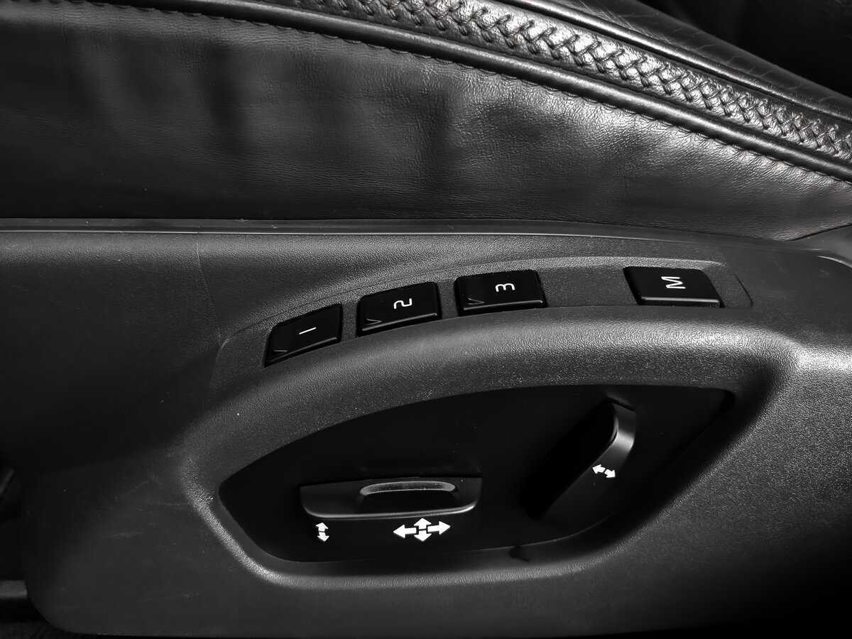 Б/У Вольво ИксЦ70 2011 года. Фото: #21