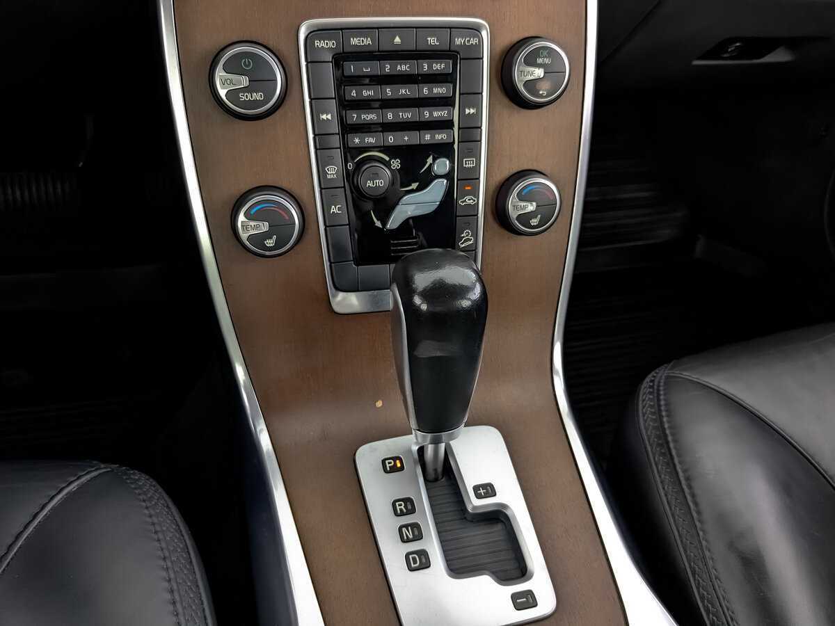 Б/У Вольво ИксЦ70 2011 года. Фото: #22