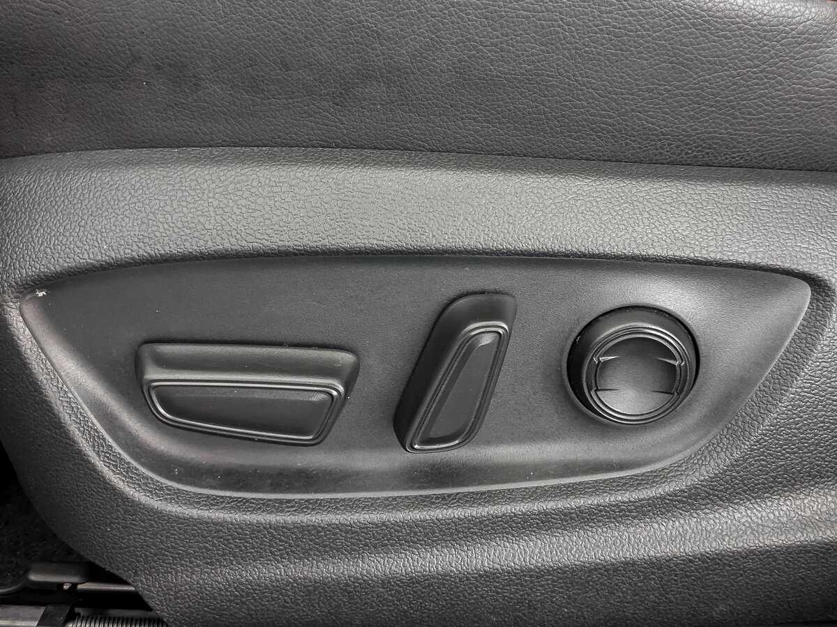 Б/У Тойота Камри 2021 года. Фото: #16