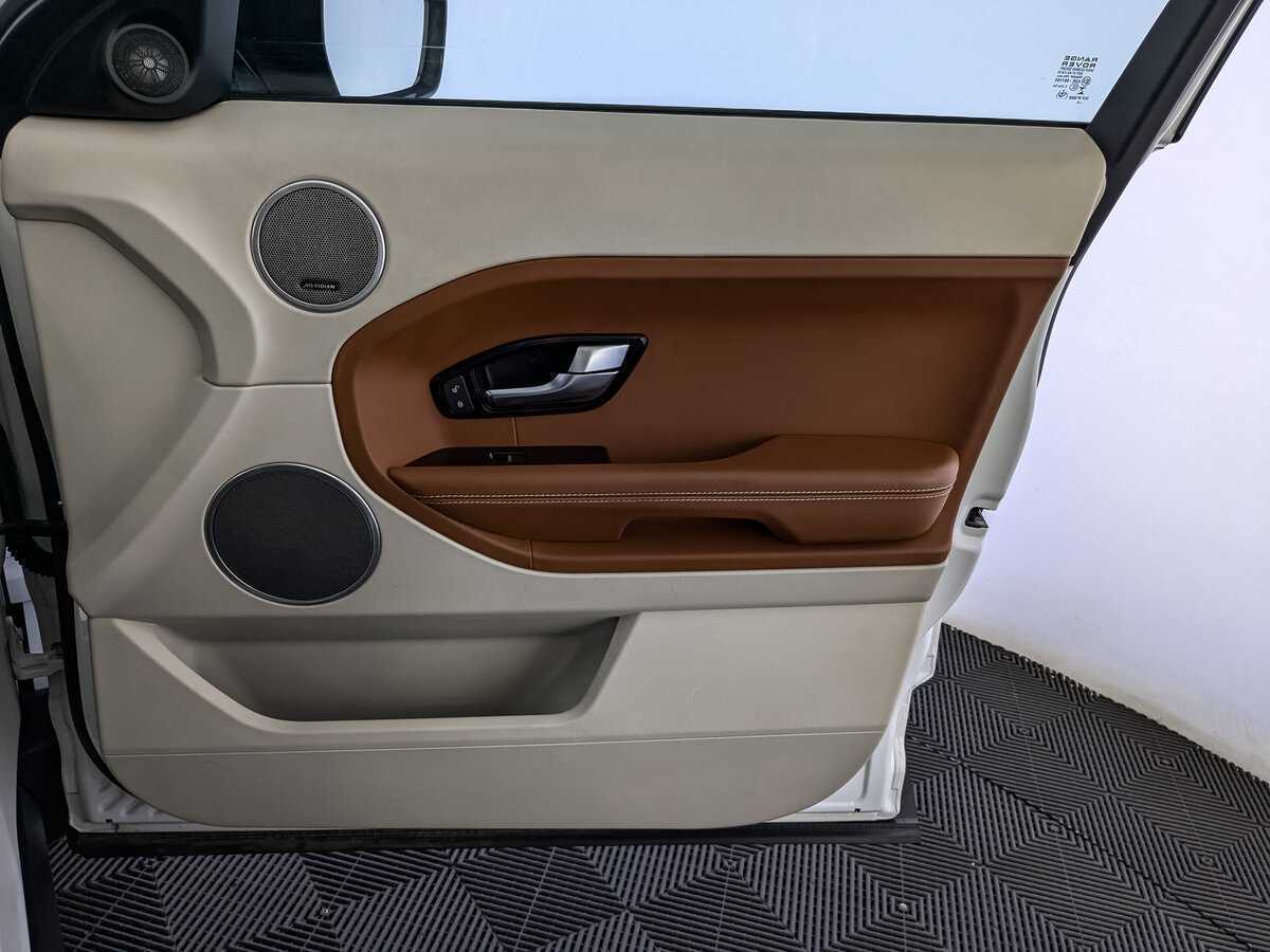 Б/У Лэнд Ровер Рэнж Ровер Эвок 2014 года. Фото: #20