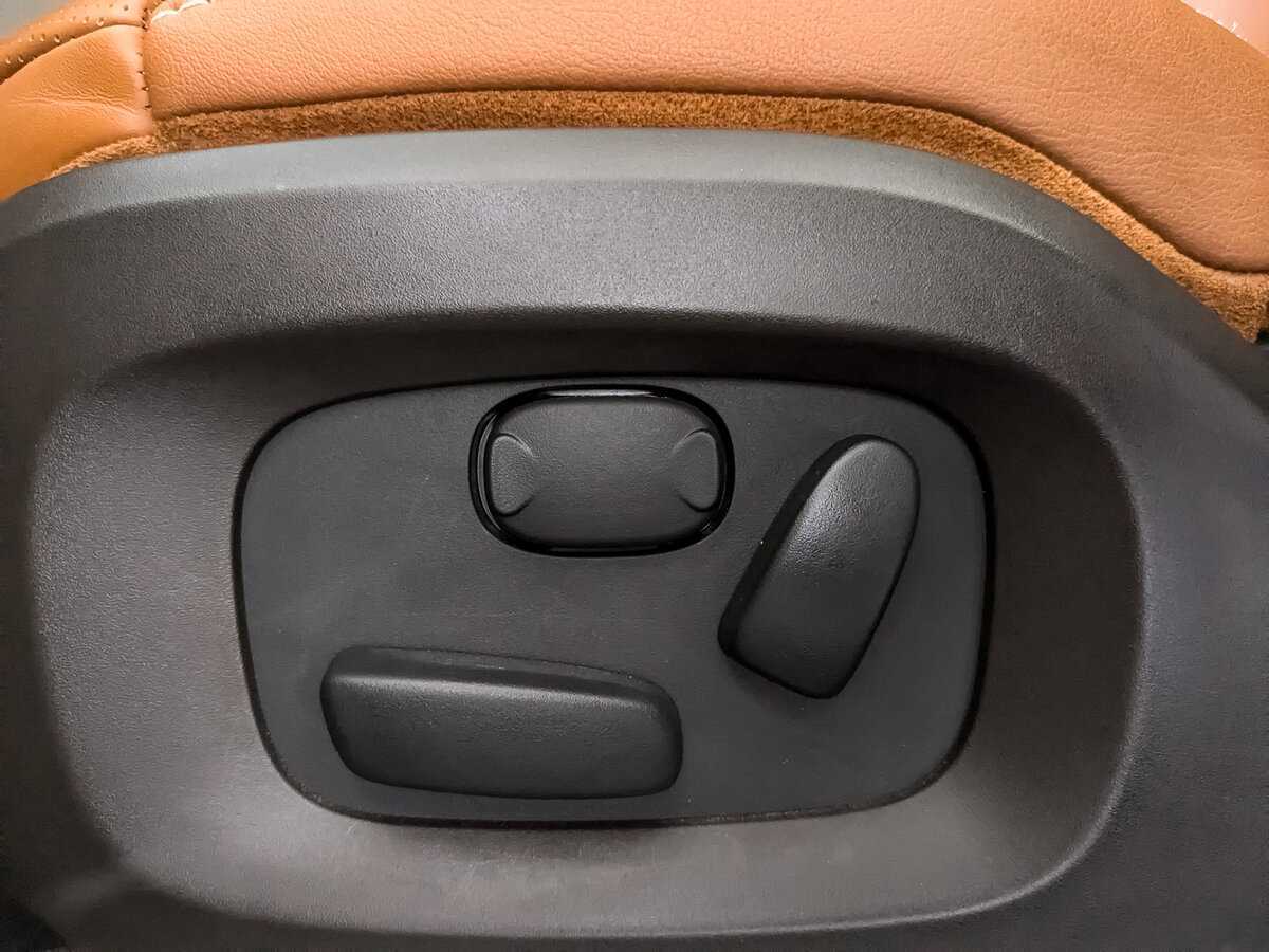 Б/У Лэнд Ровер Рэнж Ровер Эвок 2014 года. Фото: #25