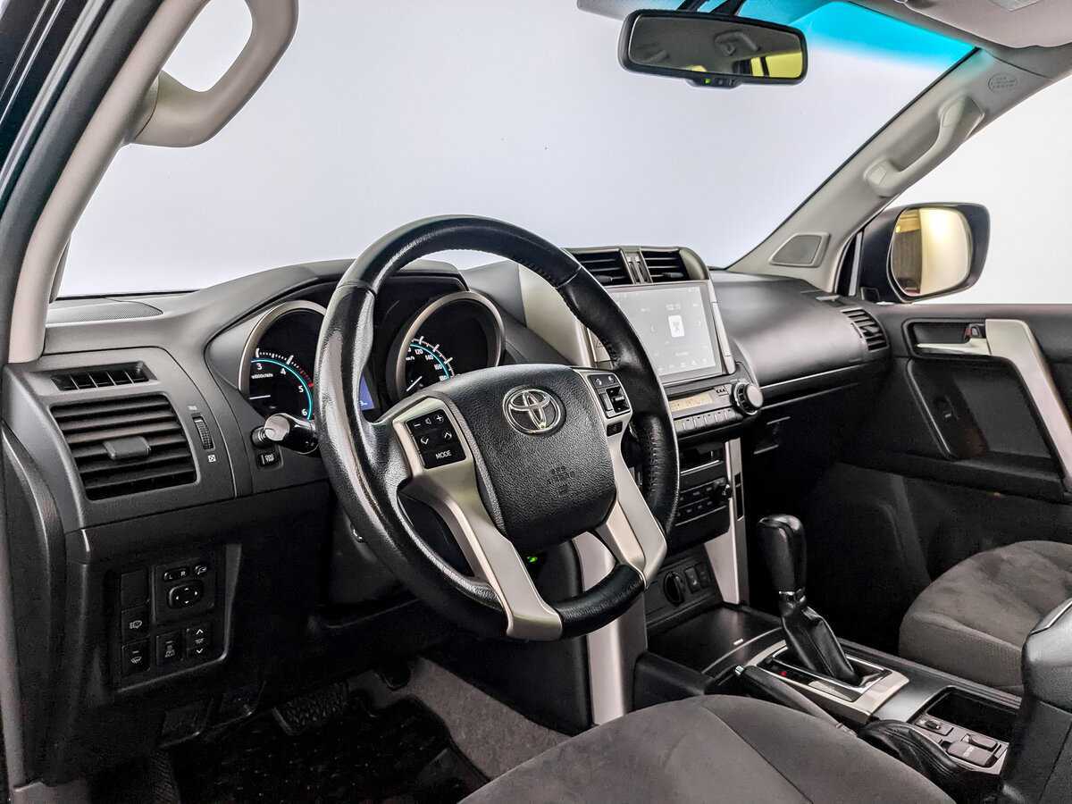 Б/У Тойота Лэнд Крузер Прадо 2012 года. Фото: #13