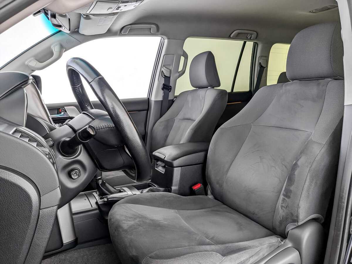 Б/У Тойота Лэнд Крузер Прадо 2012 года. Фото: #15