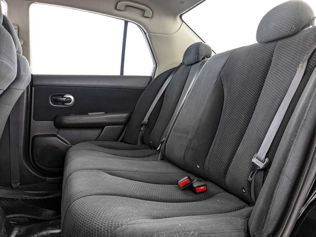 Б/У Ниссан Тиида 2011 года. Фото: #13