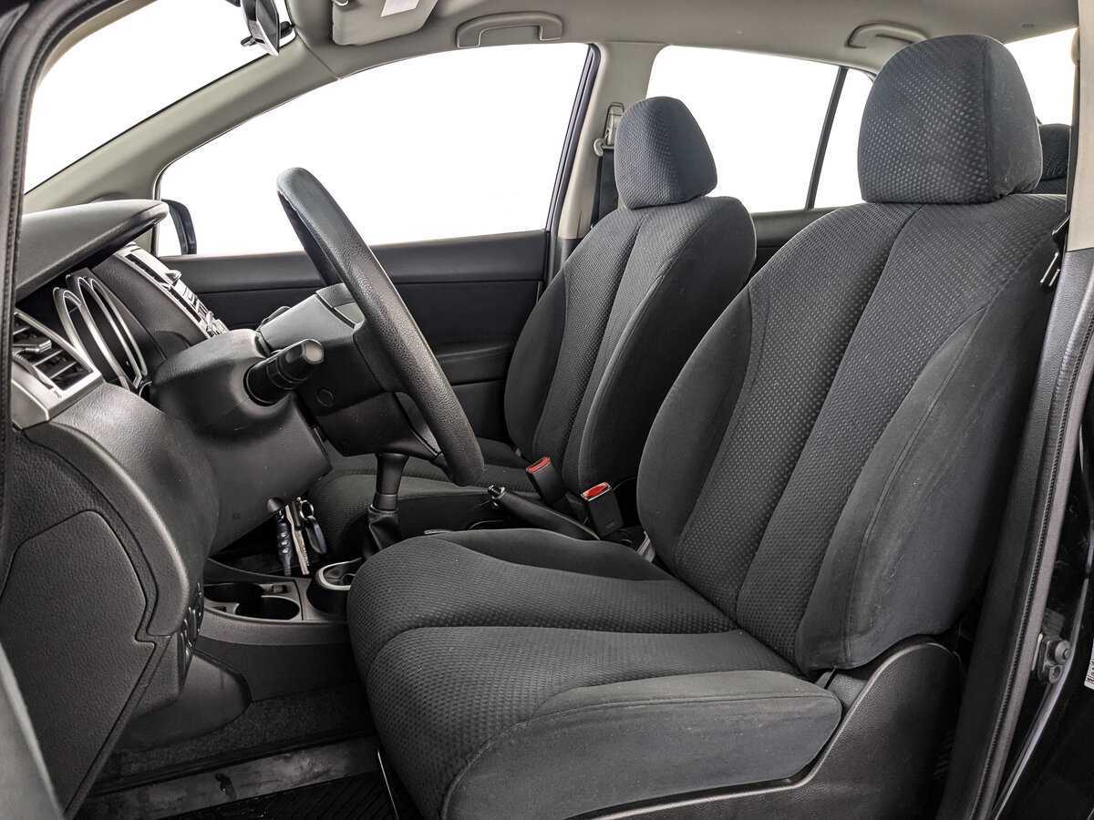 Б/У Ниссан Тиида 2011 года. Фото: #15