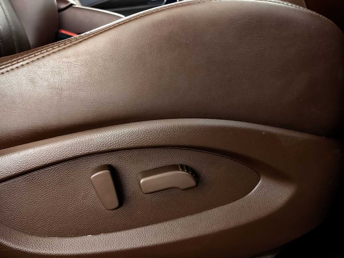 Б/У Инфинити ЕИкс 2013 года. Фото: #22