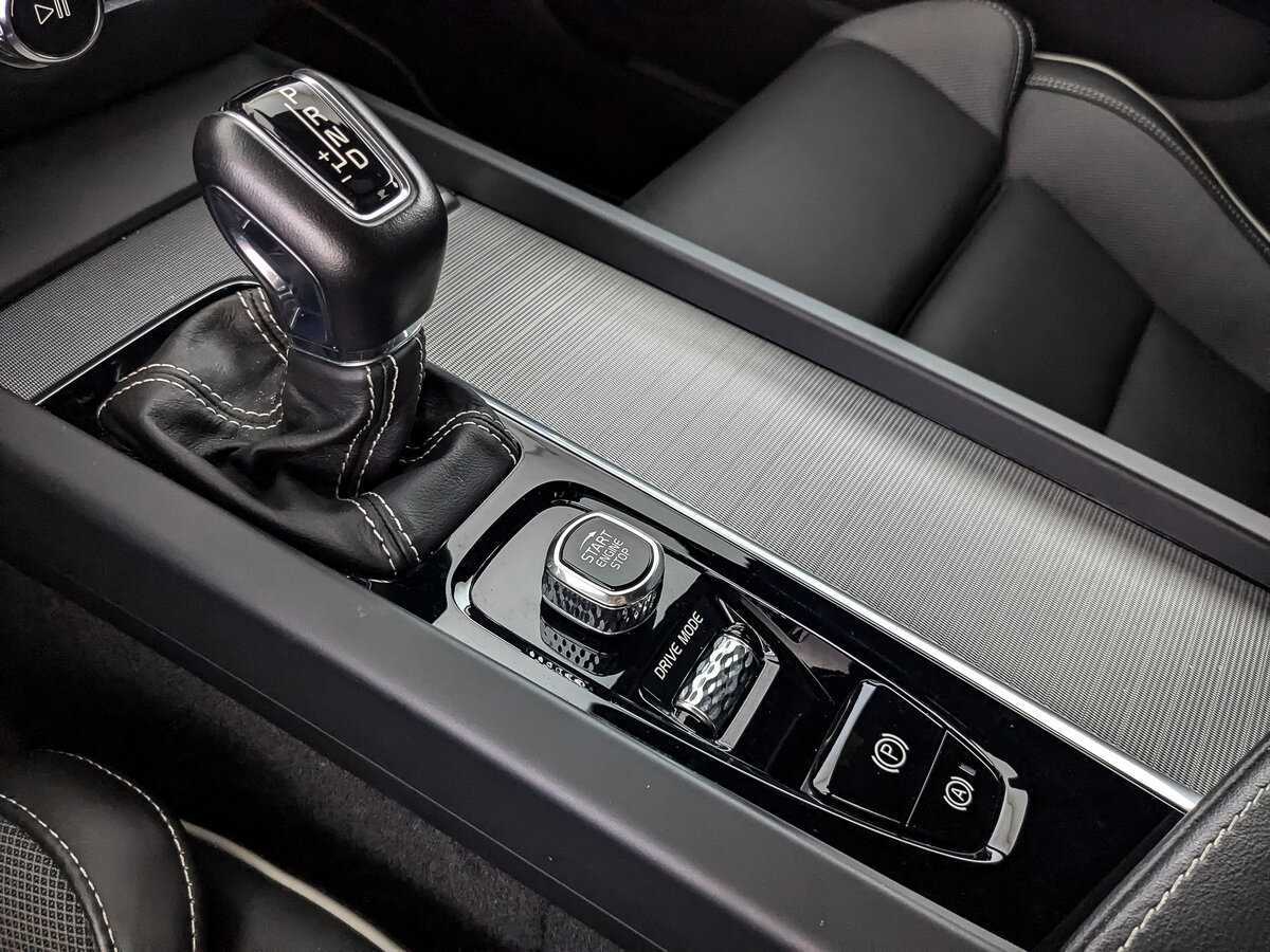 Б/У Вольво С60 2021 года. Фото: #21