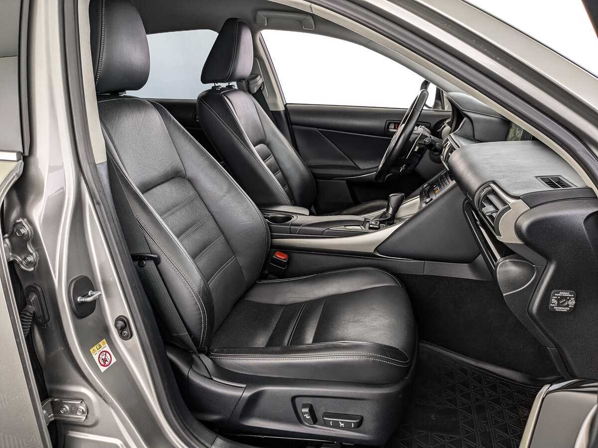 Б/У Лексус ИС 2018 года. Фото: #19