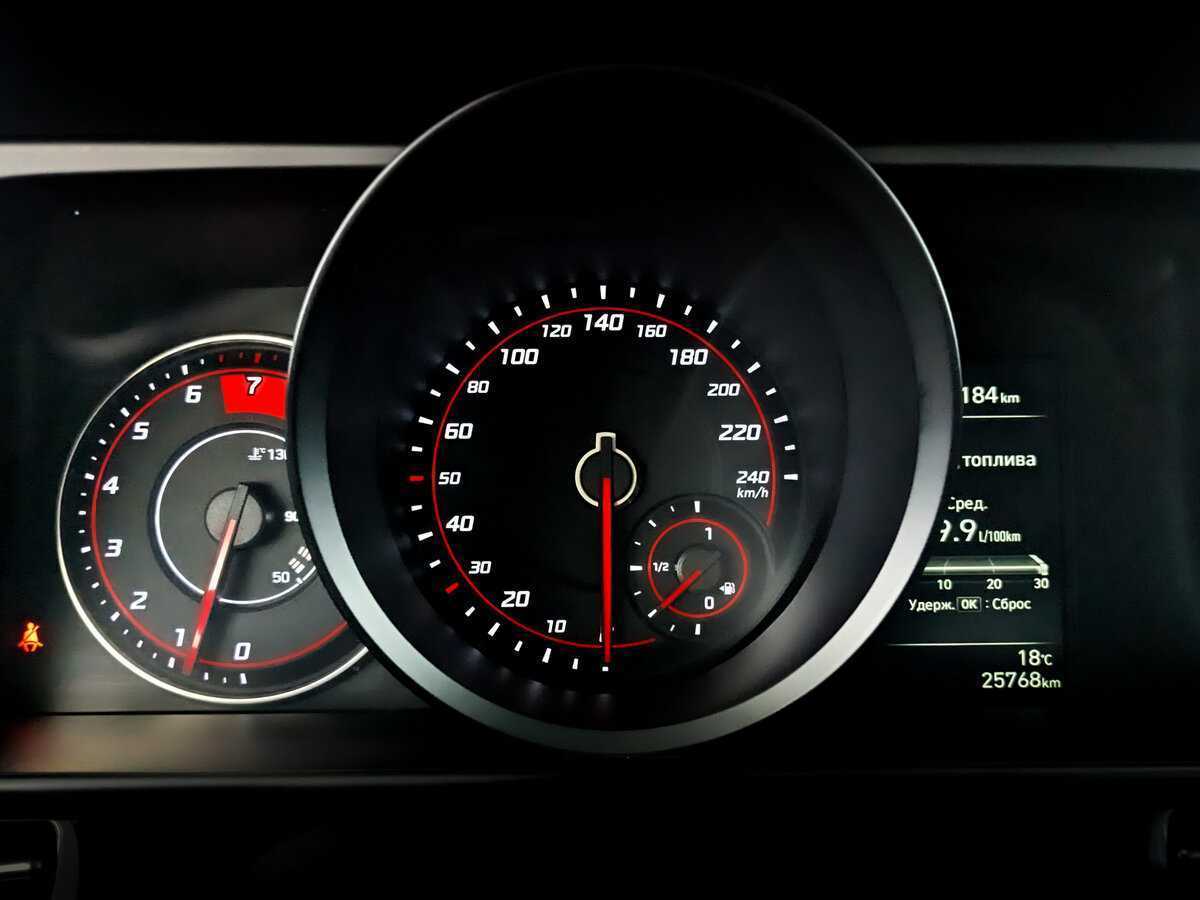 Б/У Хендай Елантра 2021 года. Фото: #10