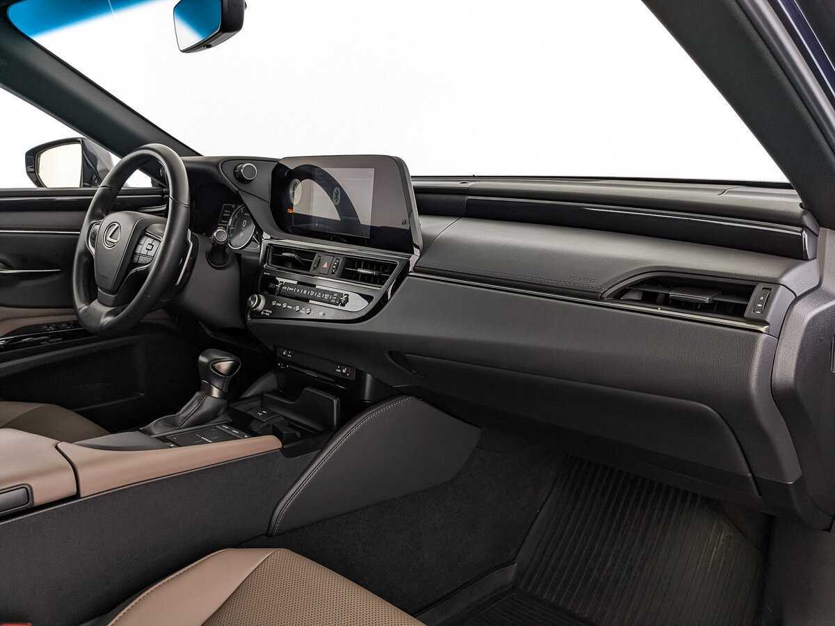 Б/У Лексус ЕС 2021 года. Фото: #8