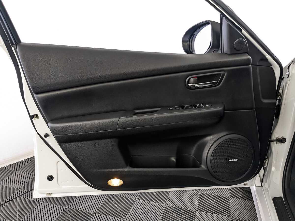 Б/У Мазда 6 2011 года. Фото: #14