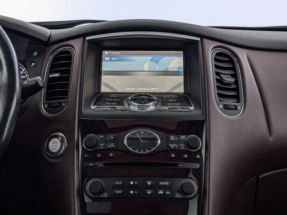 Б/У Инфинити ЕИкс 2012 года. Фото: #12