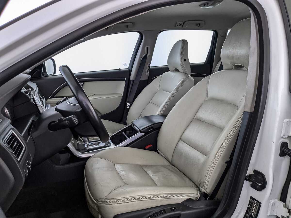 Б/У Вольво ИксЦ70 2012 года. Фото: #15