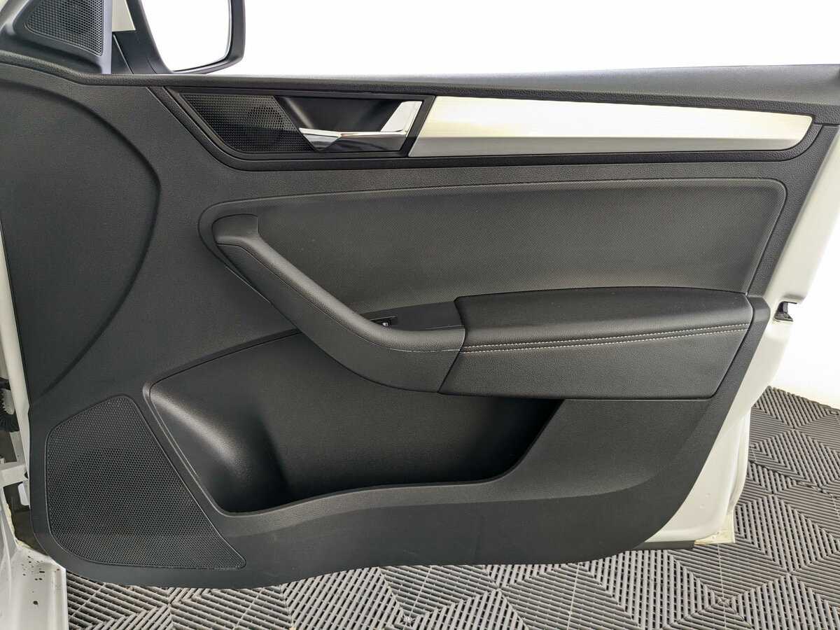 Б/У Шкода Рапид 2019 года. Фото: #15