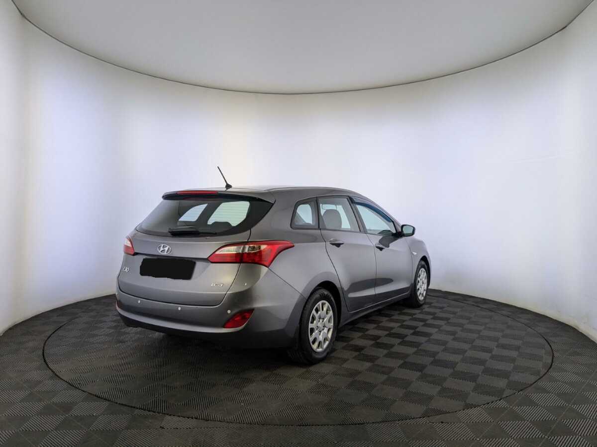 Б/У Хендай ай30 2014 года. Фото: #4