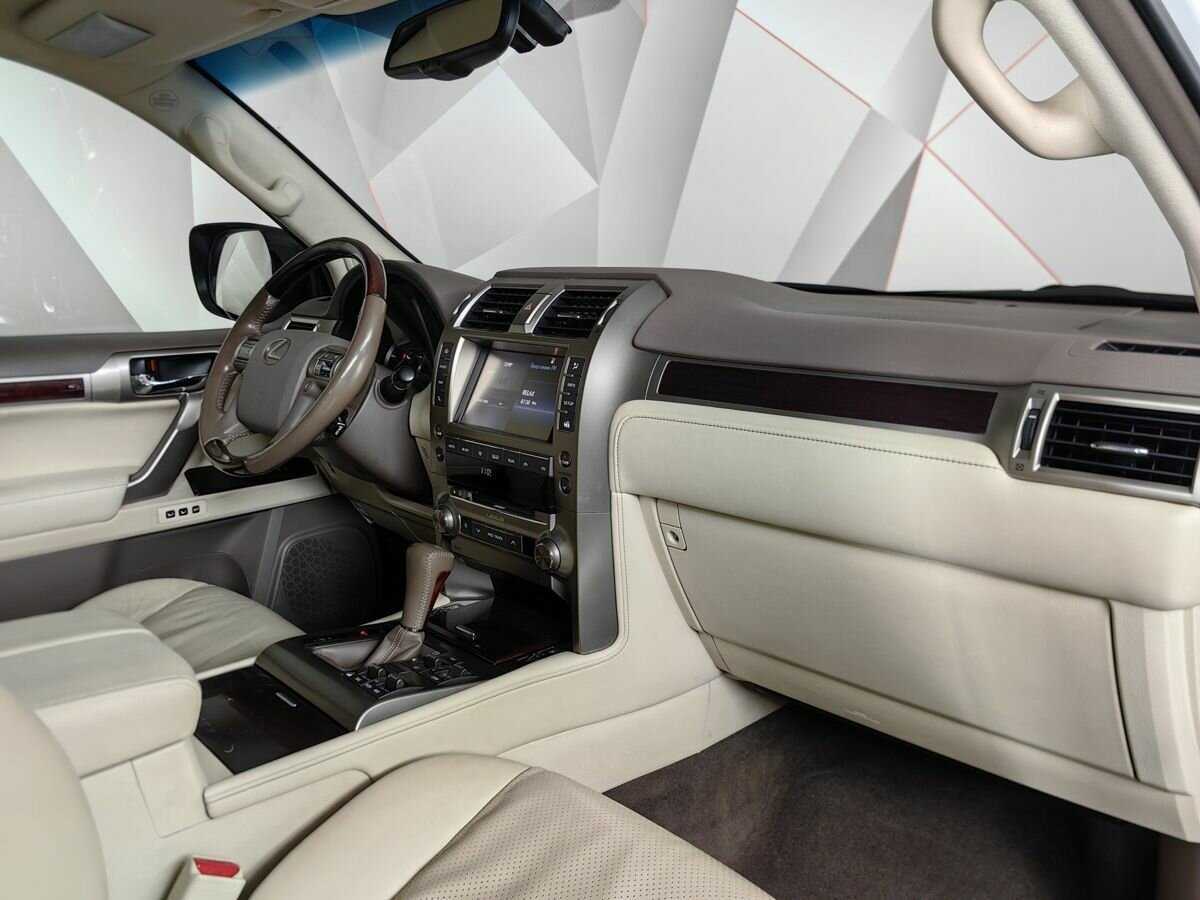 Б/У Лексус Г-Икс 2016 года. Фото: #8