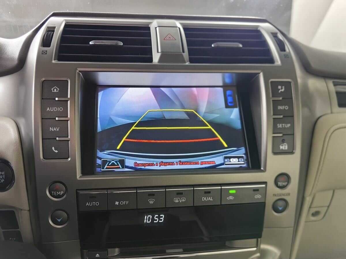 Б/У Лексус Г-Икс 2016 года. Фото: #16