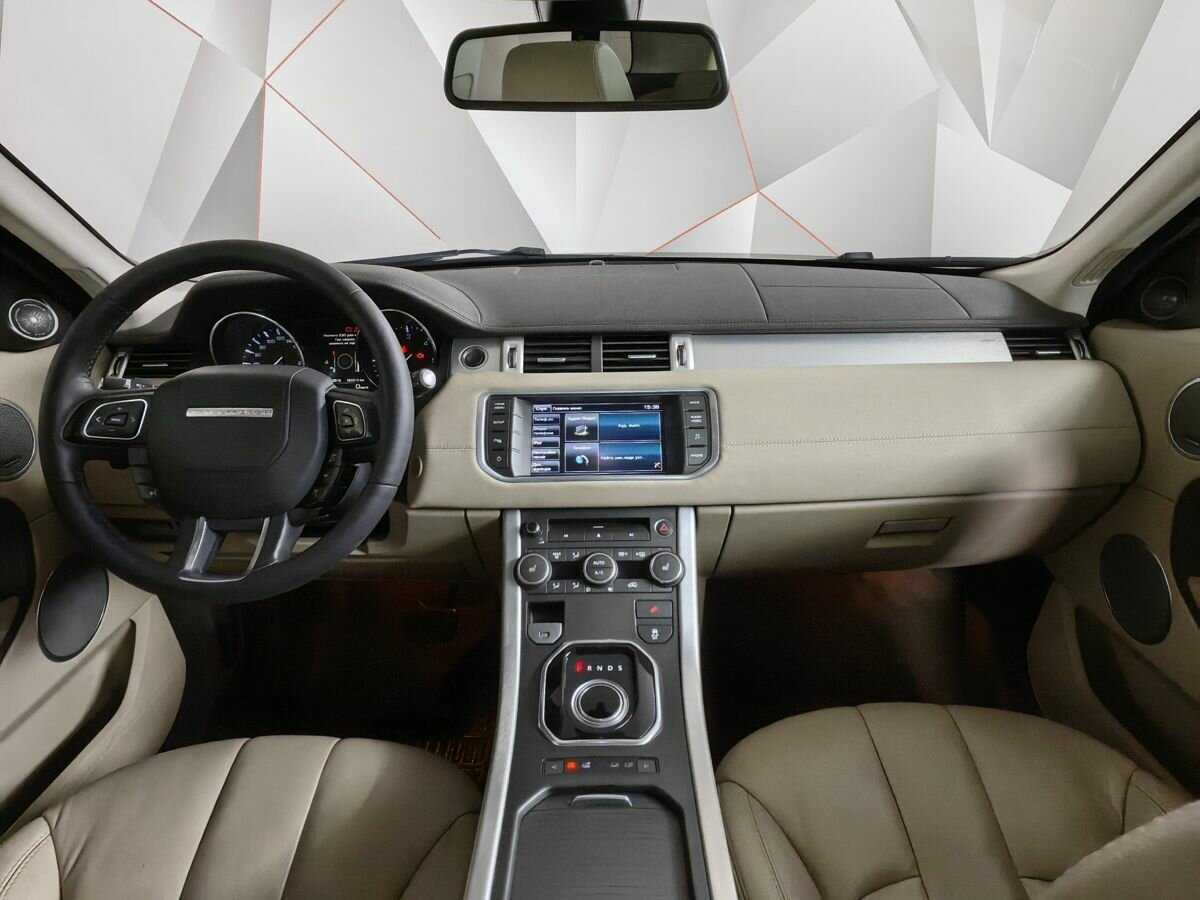 Б/У Лэнд Ровер Рэнж Ровер Эвок 2015 года. Фото: #9