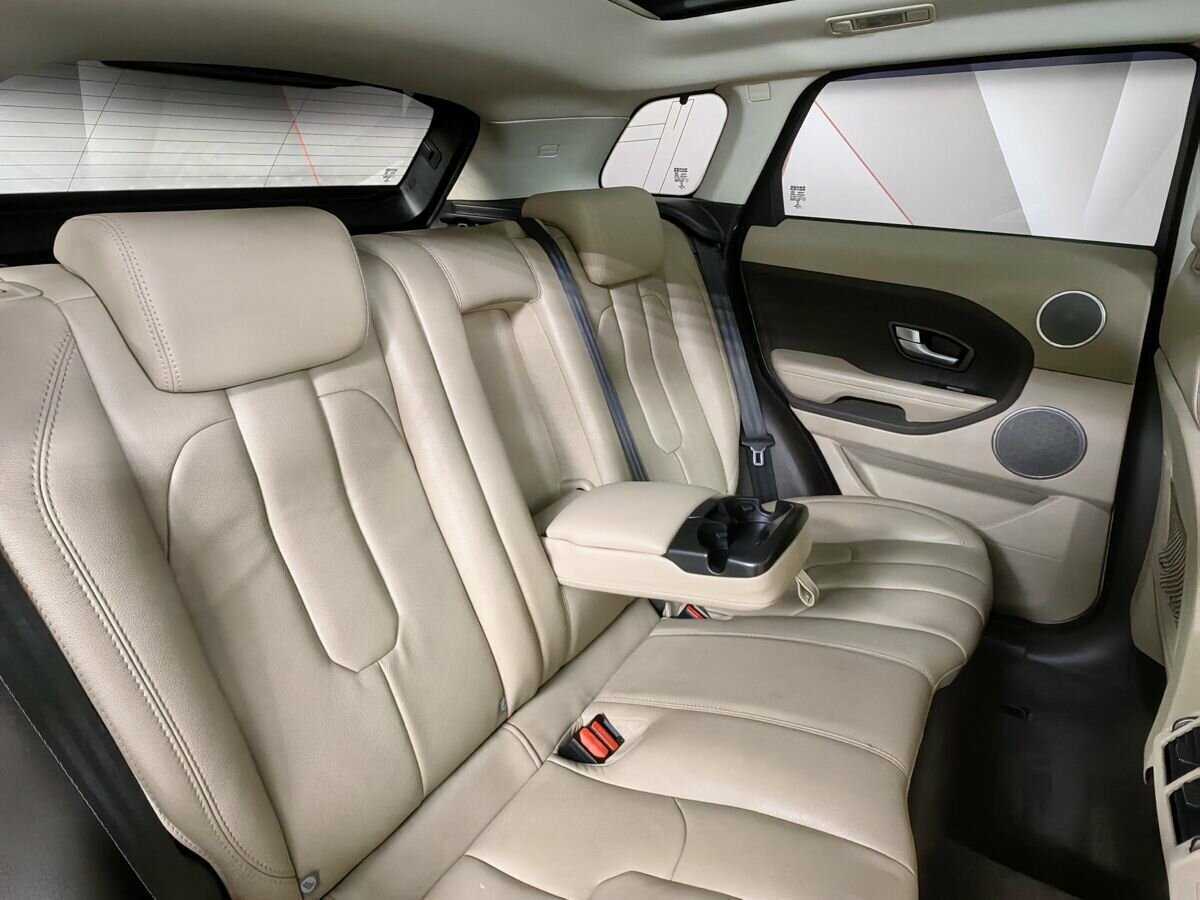 Б/У Лэнд Ровер Рэнж Ровер Эвок 2015 года. Фото: #12