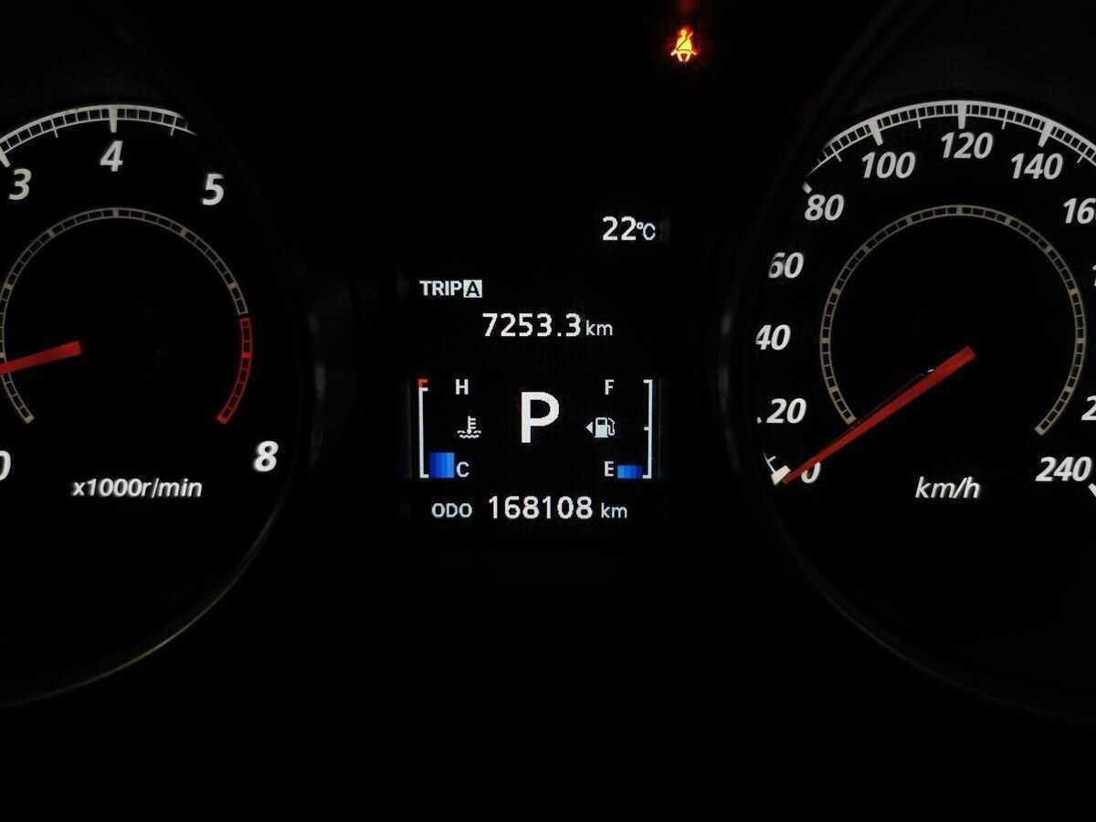 Б/У Митсубиши АС-Икс 2011 года. Фото: #6