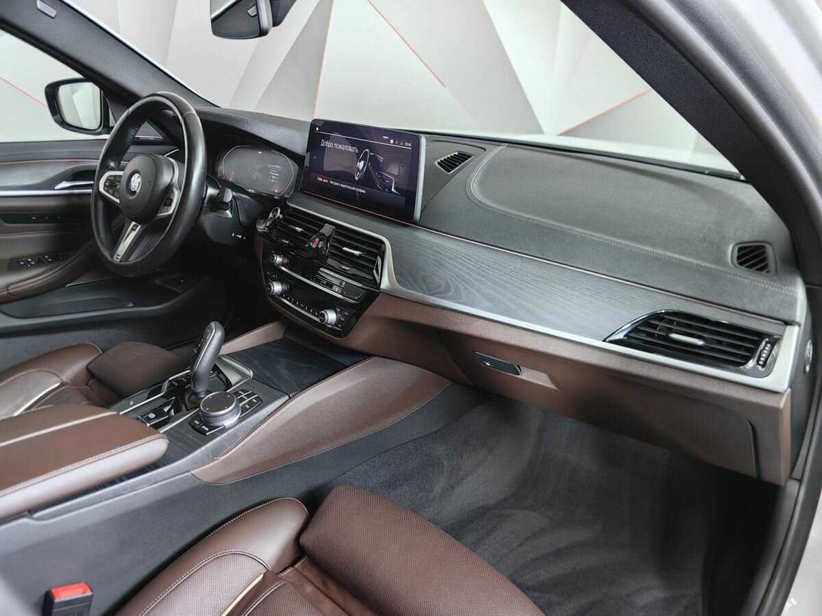 Б/У БМВ 5 серии 2020 года. Фото: #7