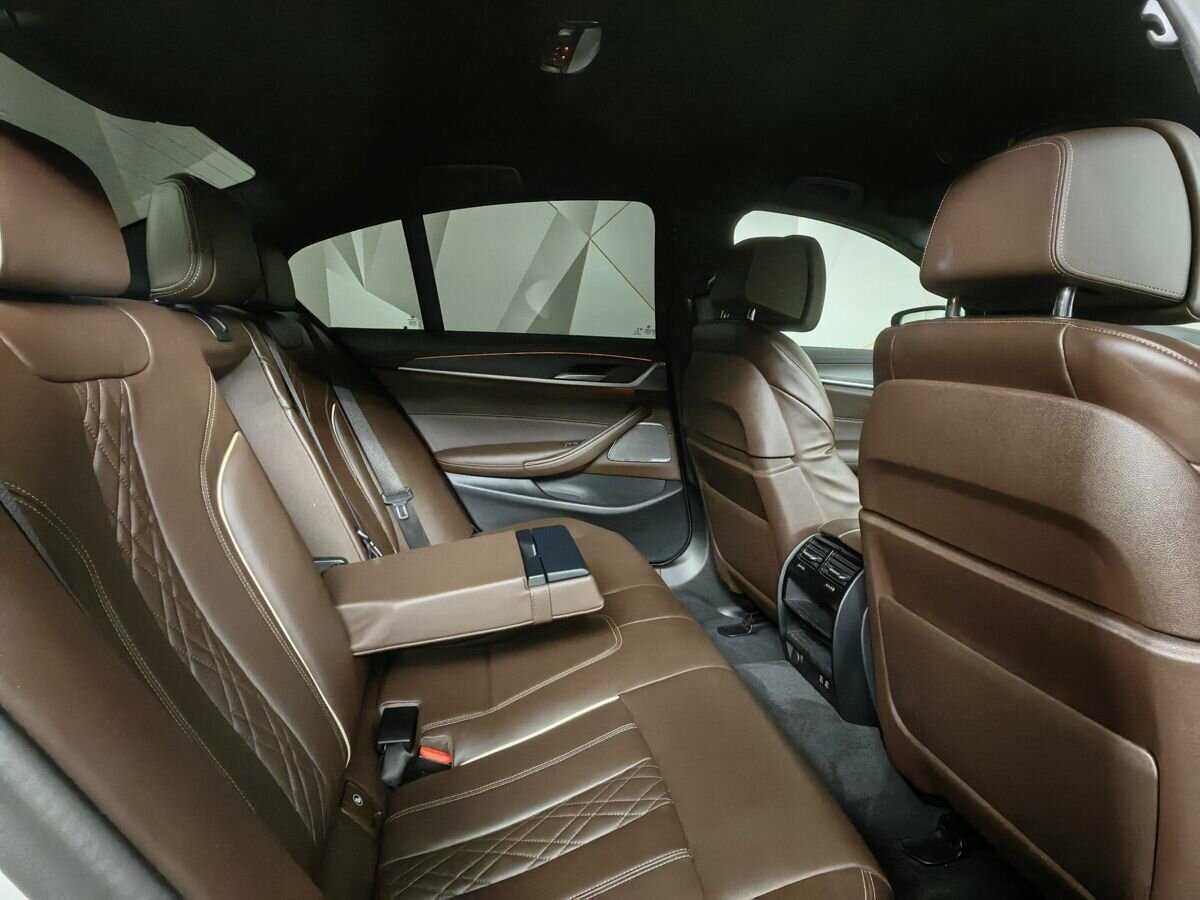 Б/У БМВ 5 серии 2020 года. Фото: #10