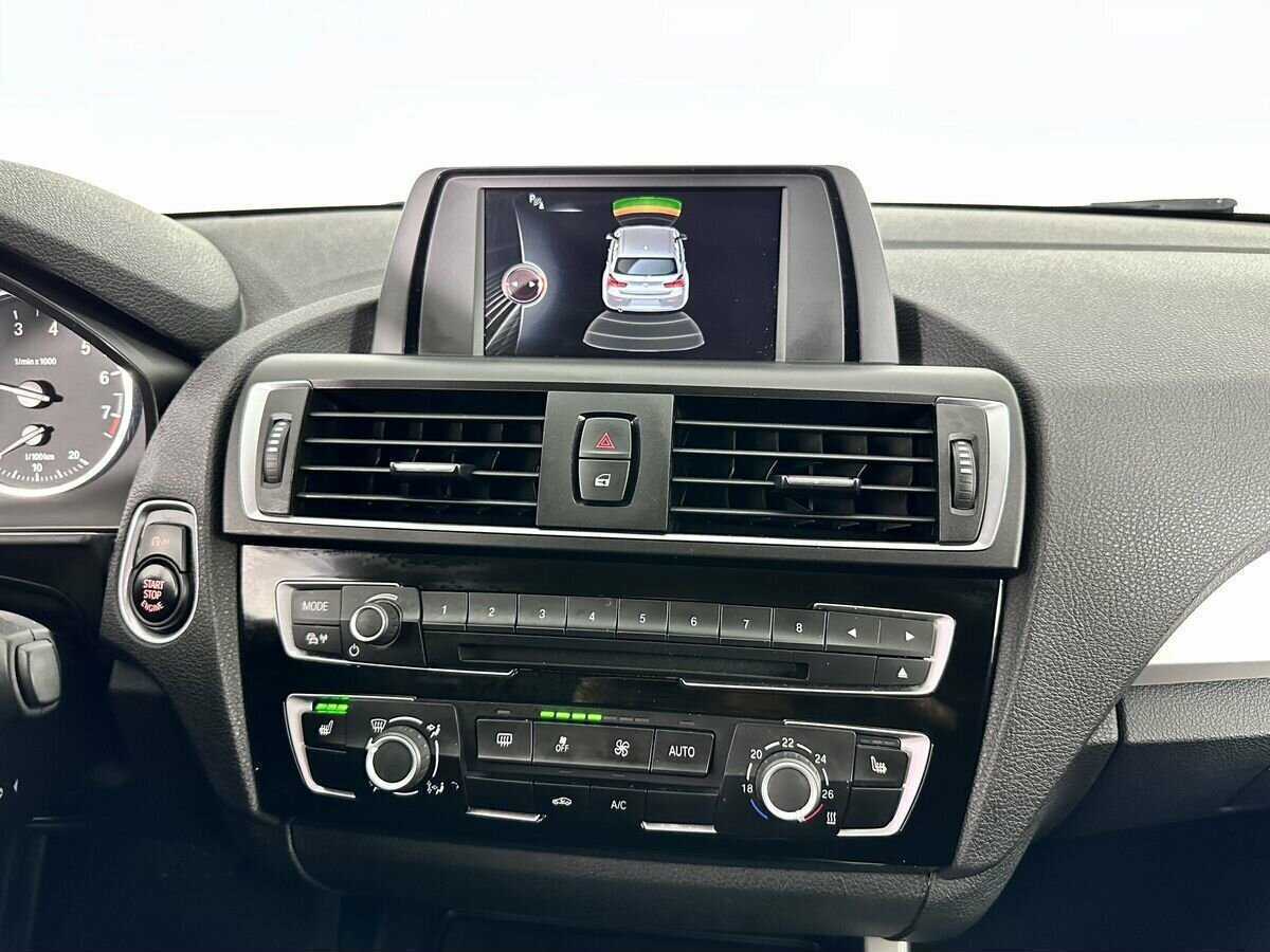 Б/У БМВ 1 серии 2017 года. Фото: #11