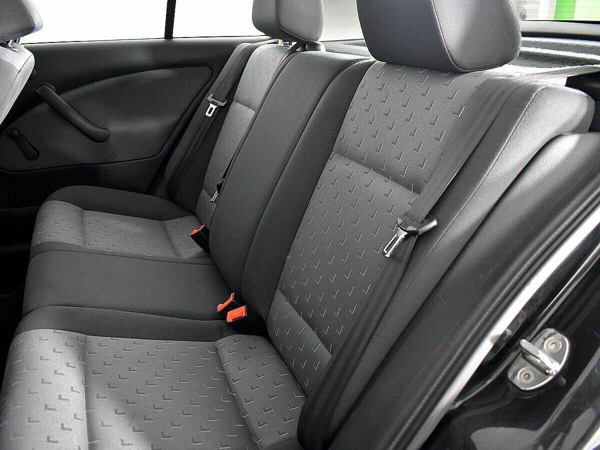 Б/У Шкода Октавия 2009 года. Фото: #9