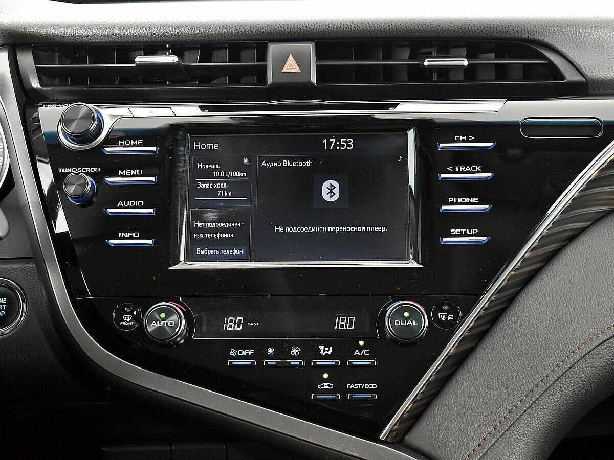 Б/У Тойота Камри 2019 года. Фото: #12