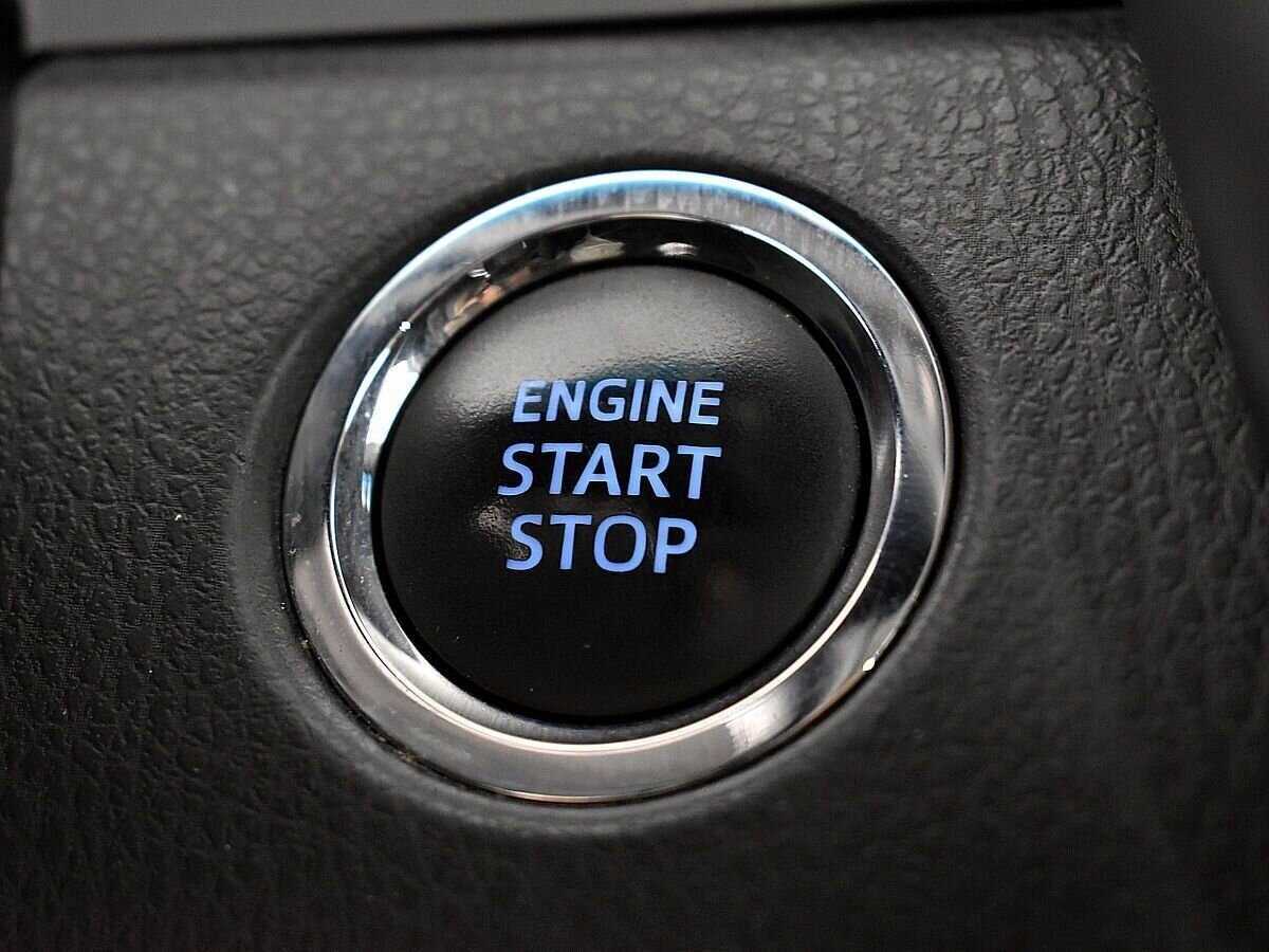 Б/У Тойота Камри 2019 года. Фото: #15