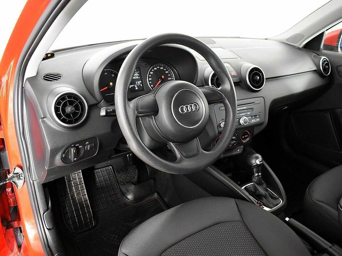 Б/У Ауди А1 2014 года. Фото: #6