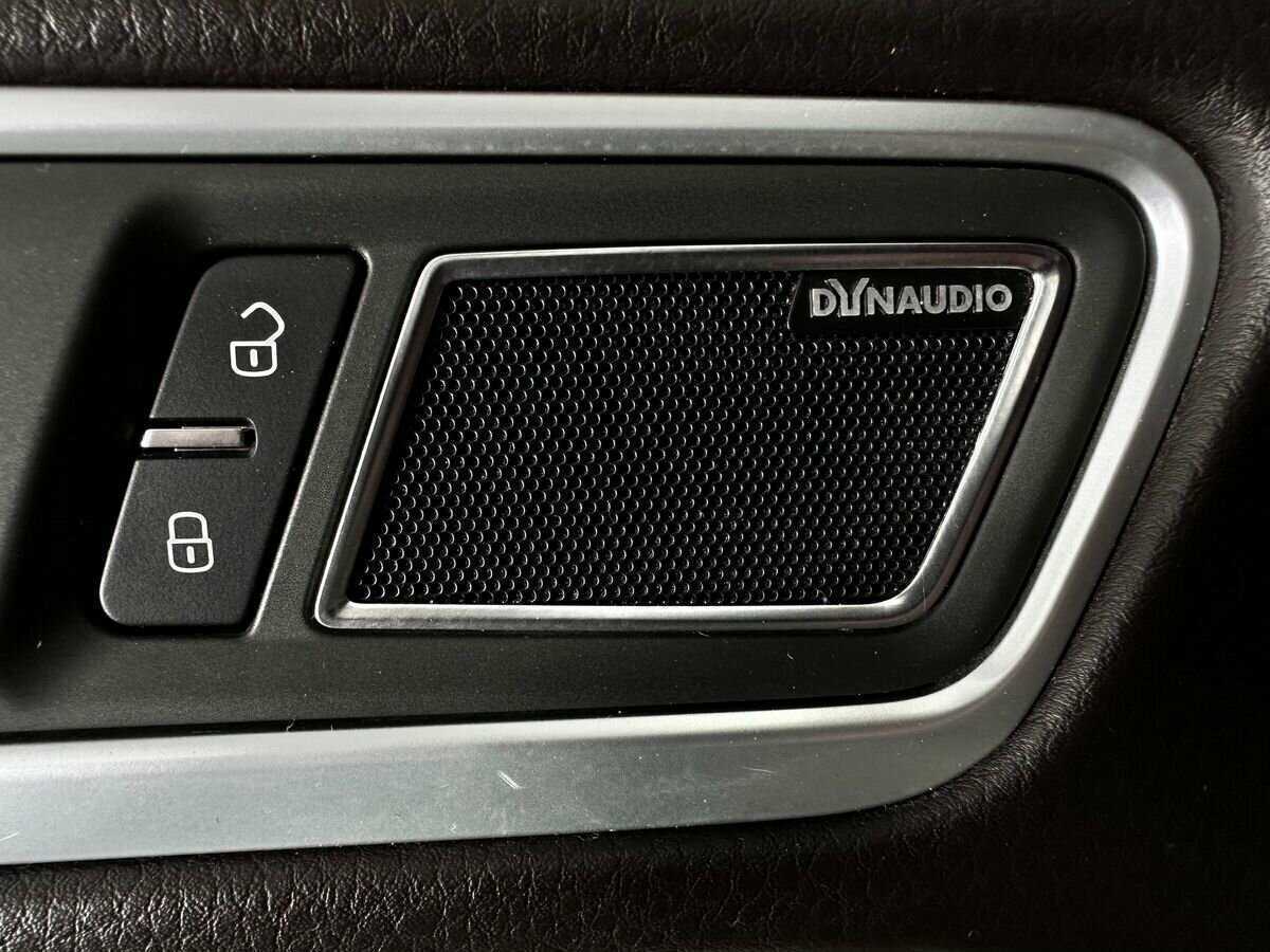 Б/У Фольксваген Туарег 2010 года. Фото: #17