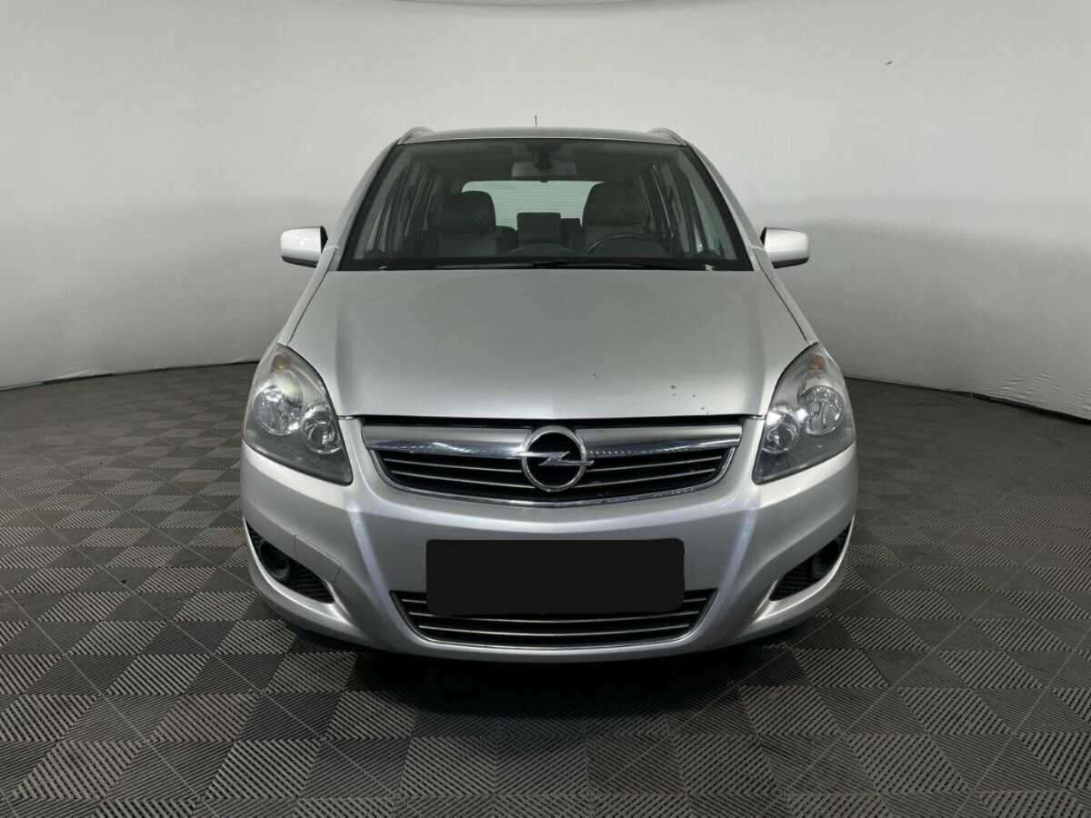 Б/У Опель Зафира 2012 года. Фото: #1