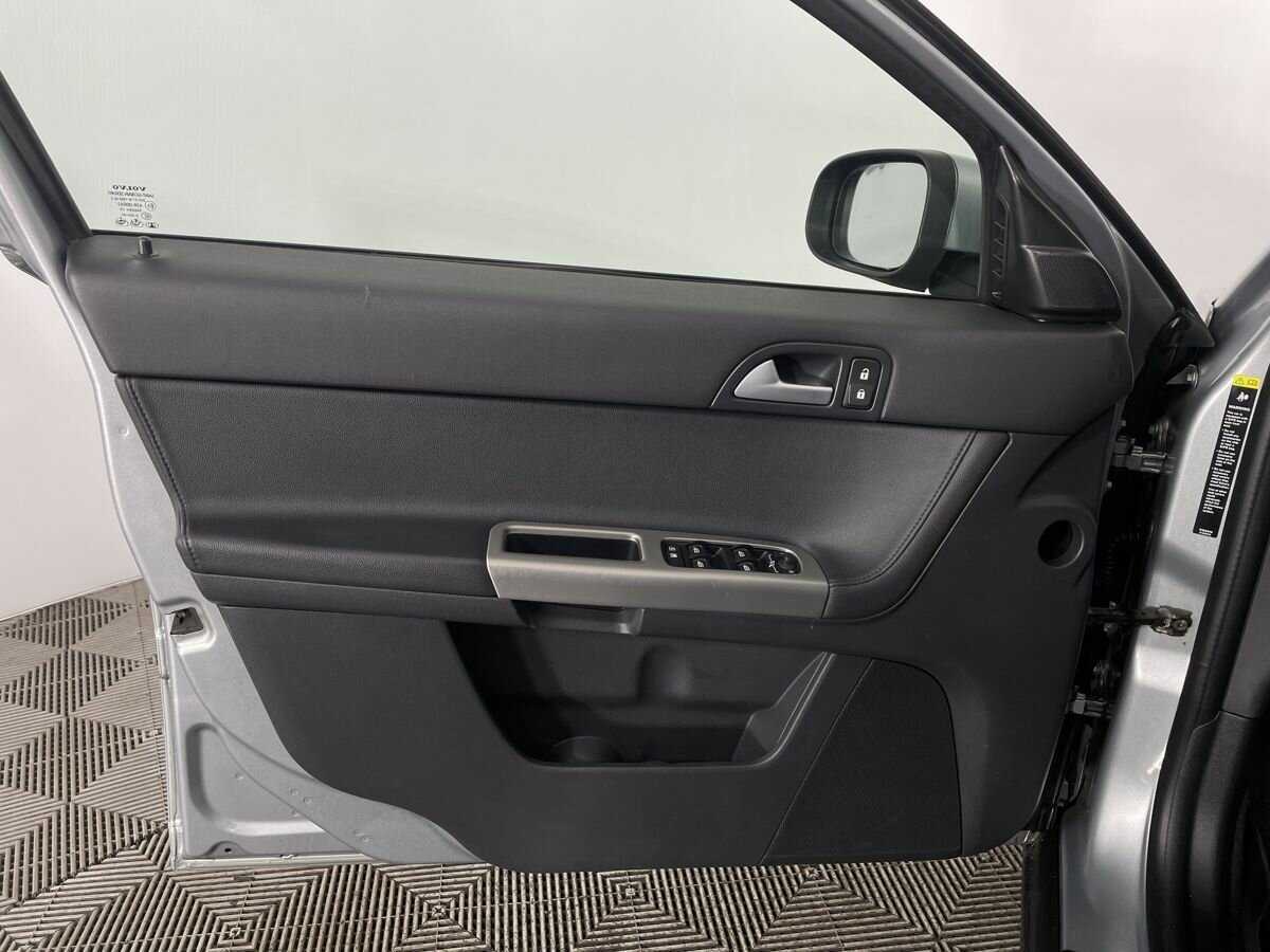 Б/У Вольво С40 2008 года. Фото: #7