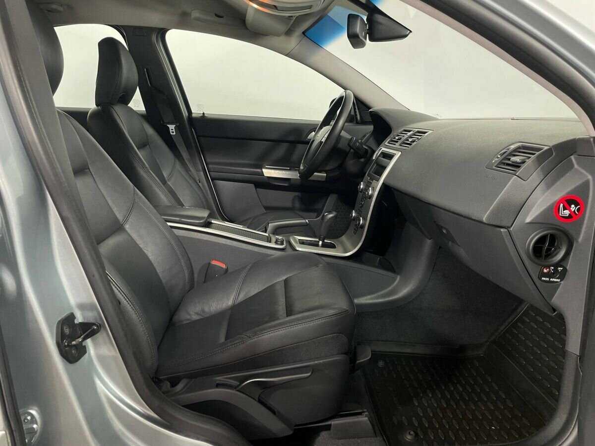 Б/У Вольво С40 2008 года. Фото: #13