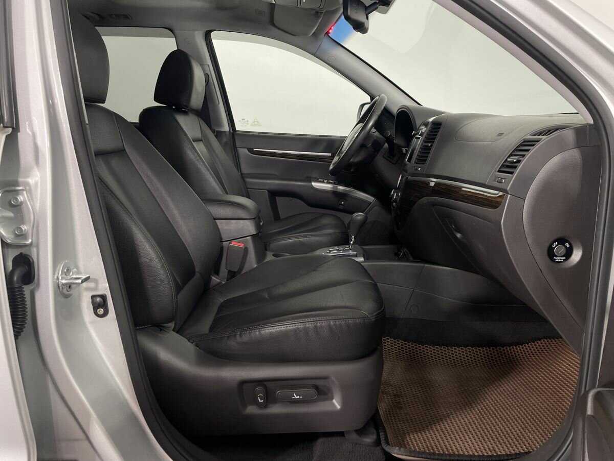 Б/У Хендай Санта Фе 2011 года. Фото: #13