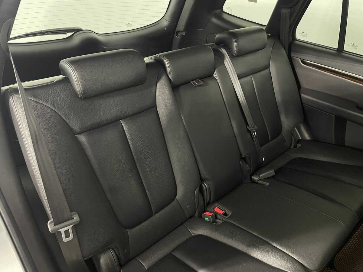 Б/У Хендай Санта Фе 2011 года. Фото: #15