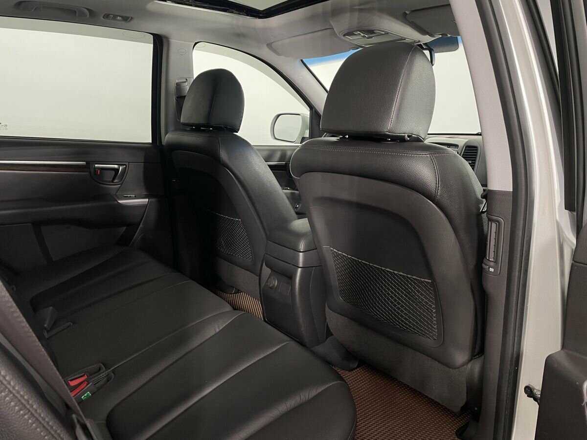 Б/У Хендай Санта Фе 2011 года. Фото: #16