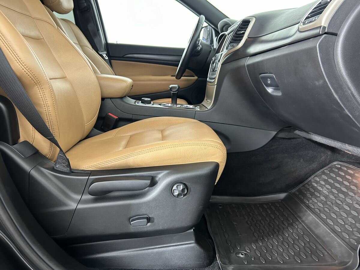 Б/У Джип Гранд Чироки 2013 года. Фото: #13