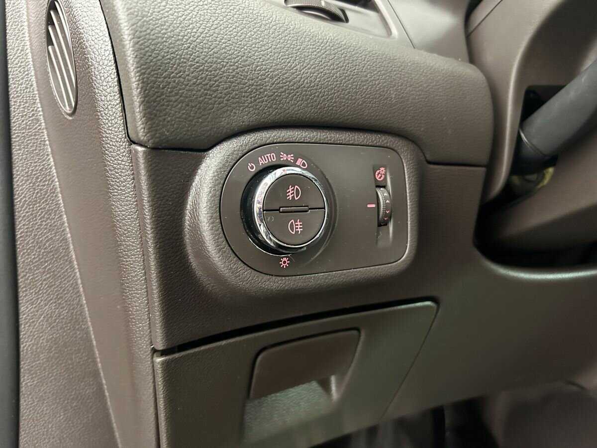 Б/У Опель Зафира 2013 года. Фото: #8