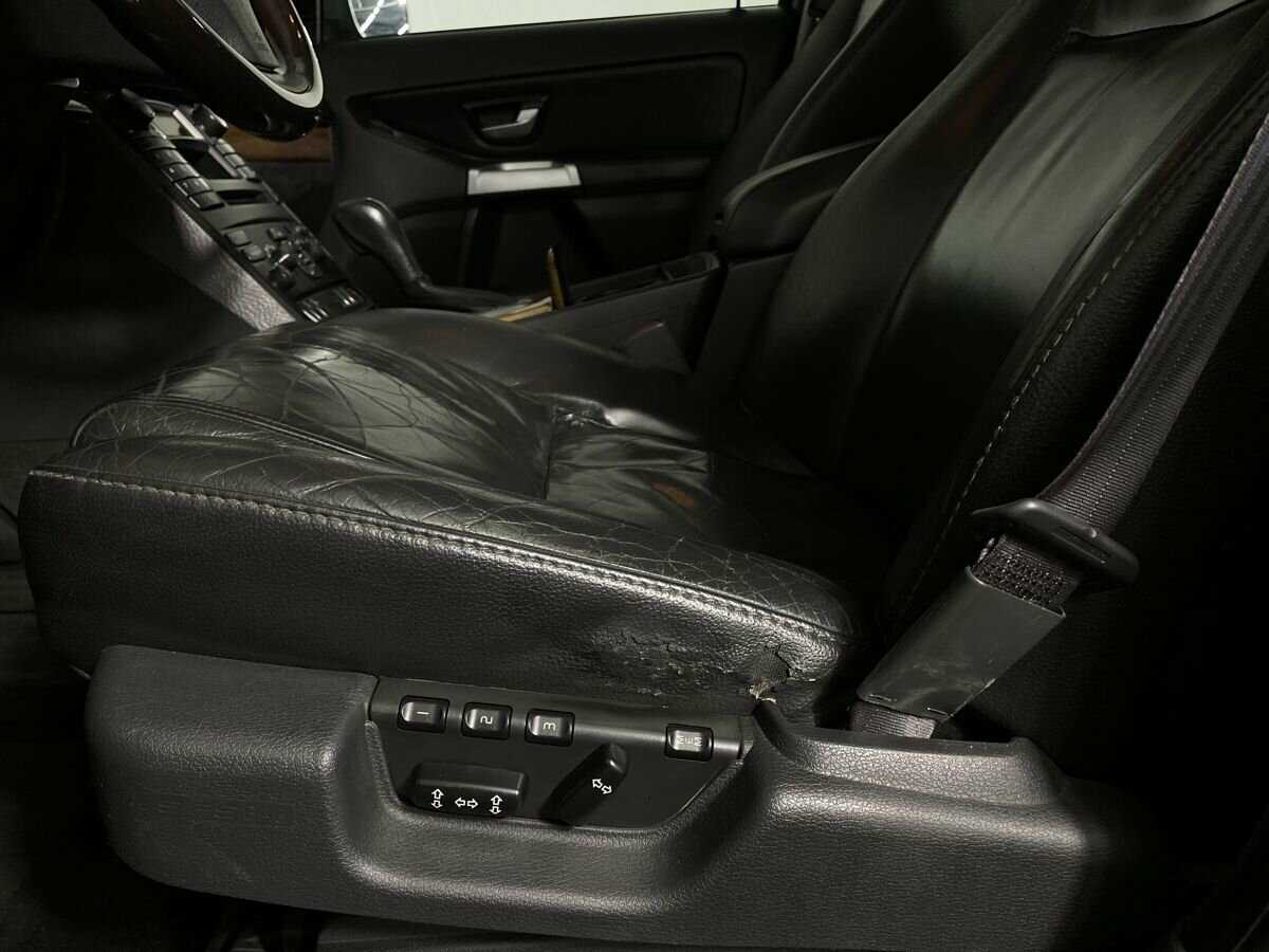 Б/У Вольво ИксЦ90 2003 года. Фото: #8