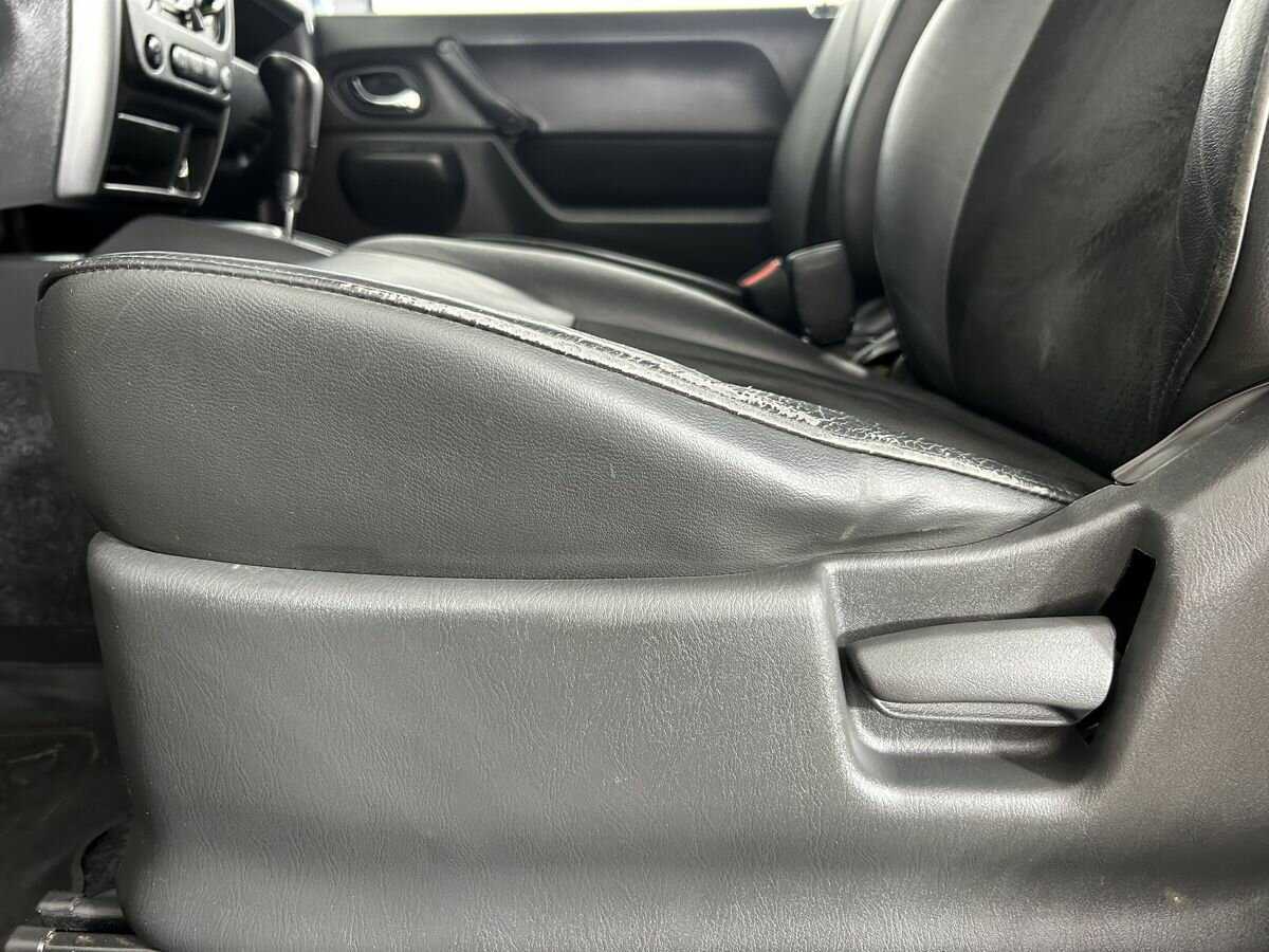 Б/У Сузуки Джимни 2008 года. Фото: #9