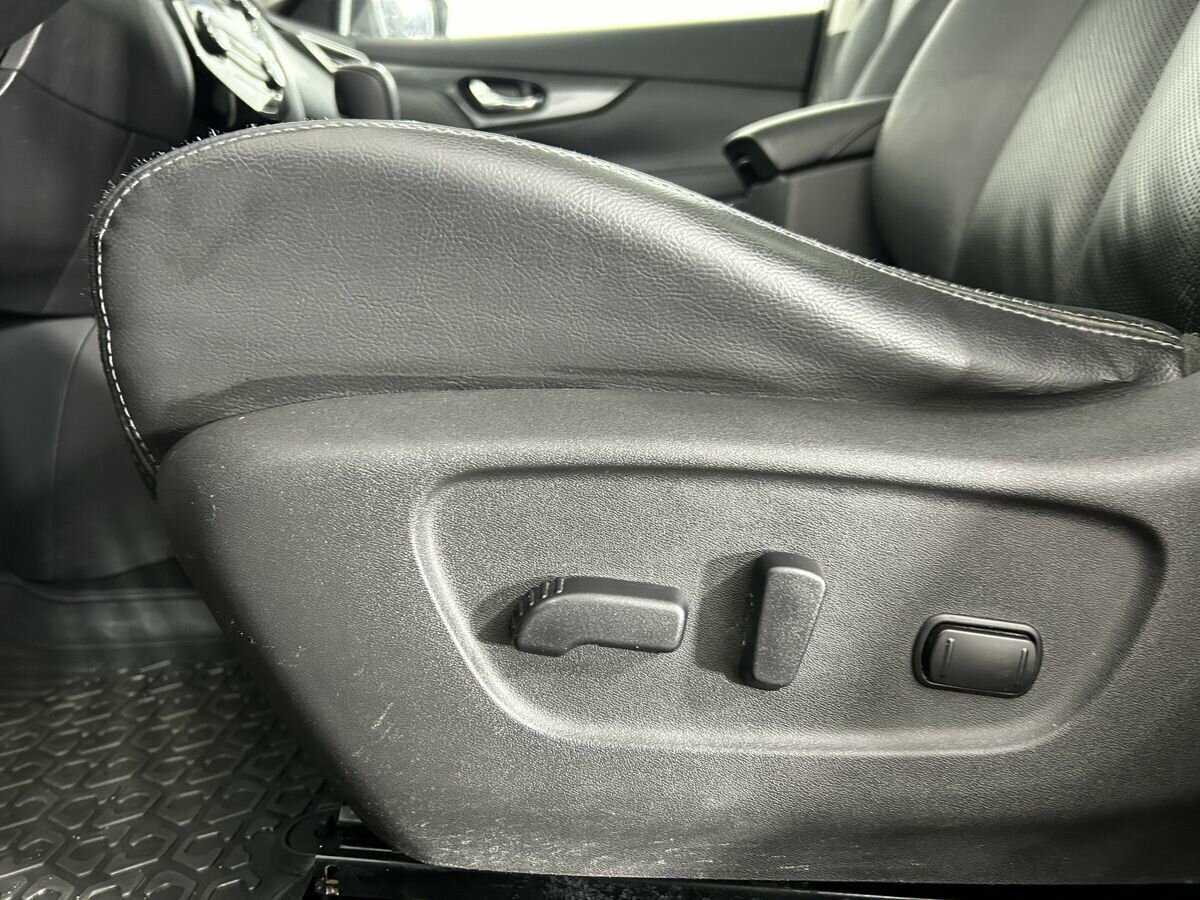 Б/У Ниссан Икс-Трейл 2017 года. Фото: #7