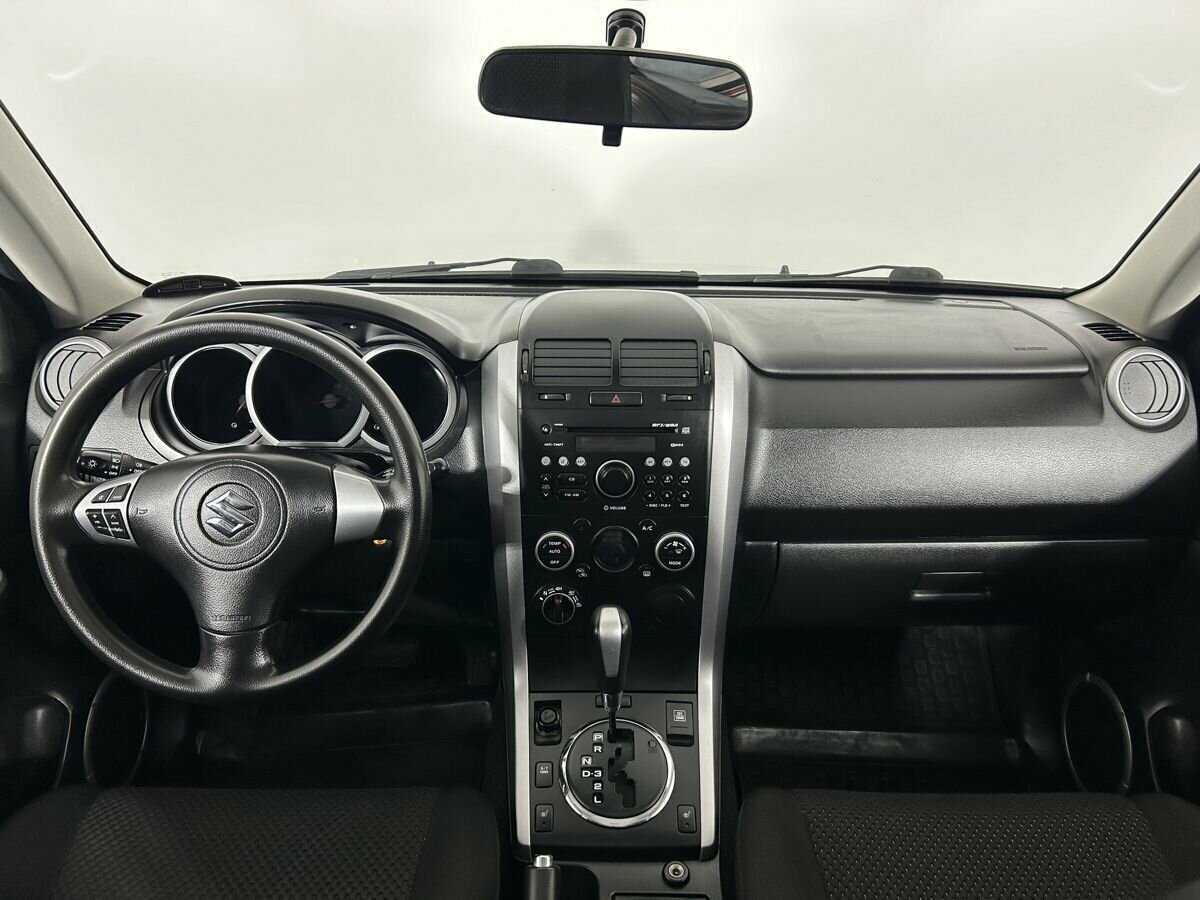 Б/У Сузуки Гранд Витара 2010 года. Фото: #6