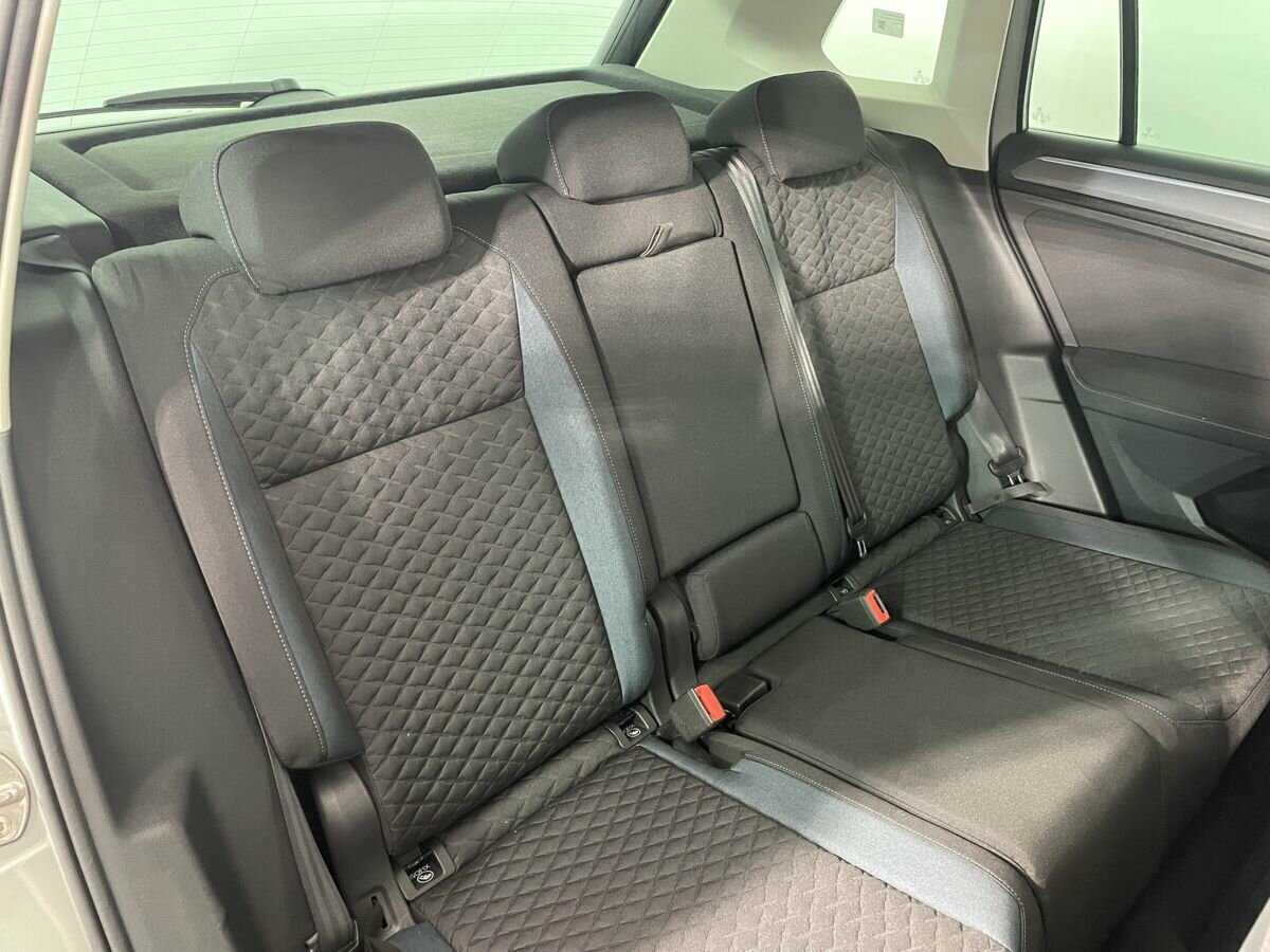 Б/У Фольксваген Тигуан 2019 года. Фото: #14