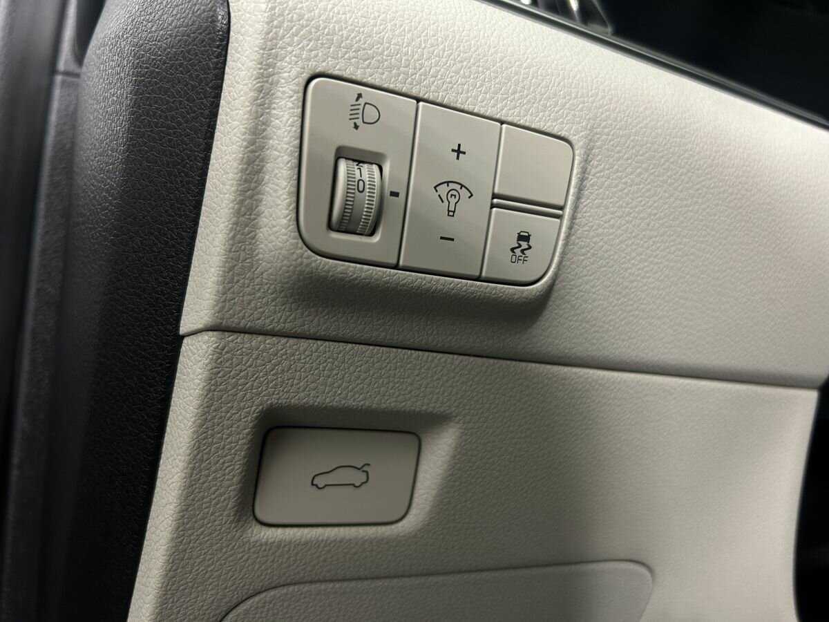 Б/У Киа К5 2021 года. Фото: #6