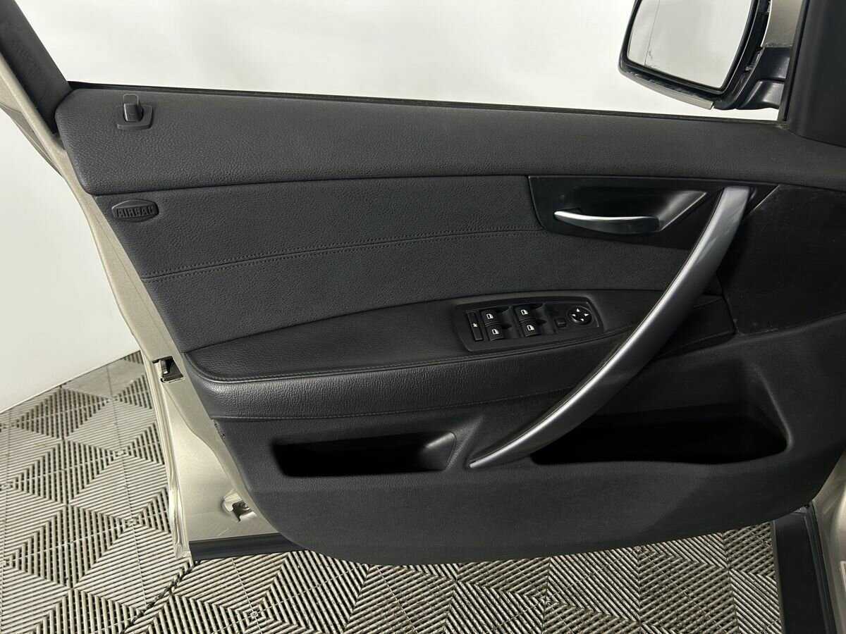 Б/У БМВ Икс3 2009 года. Фото: #7