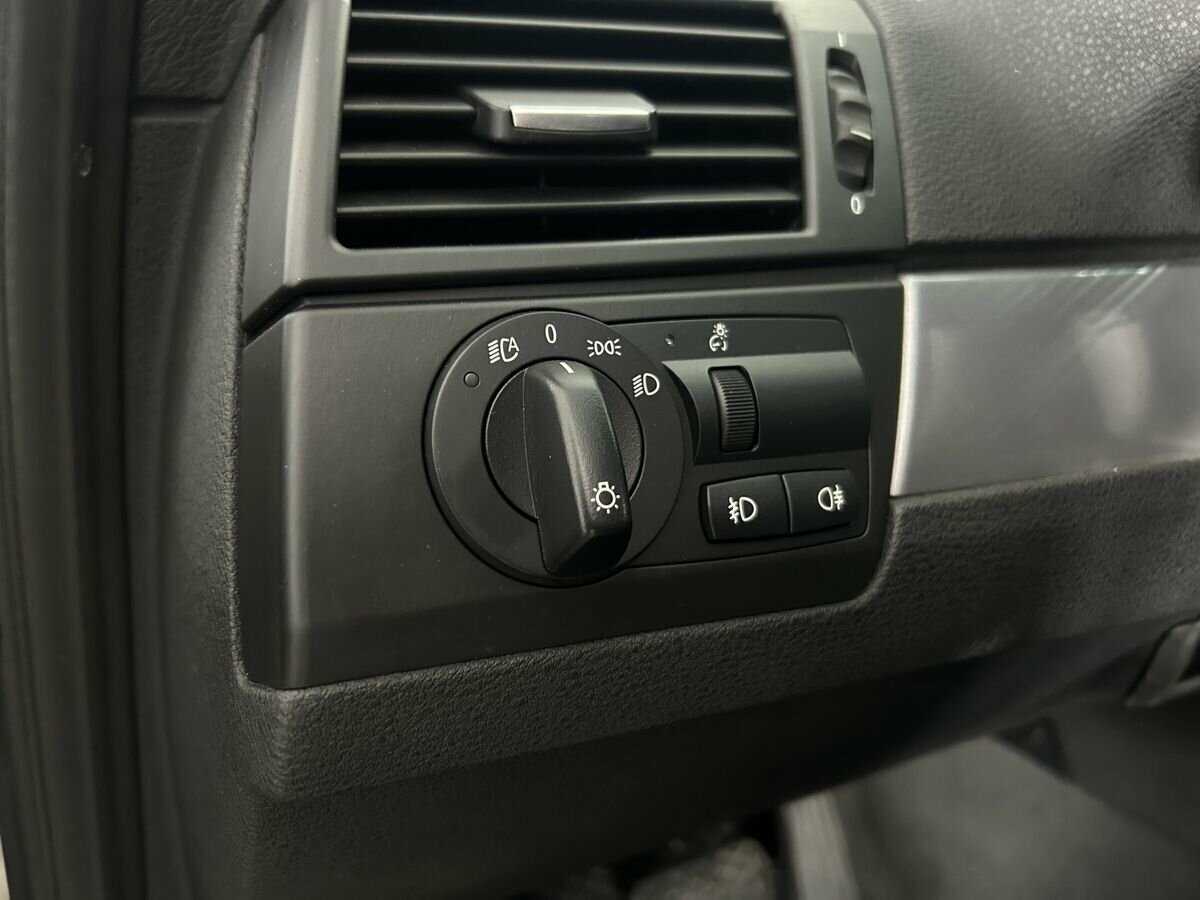 Б/У БМВ Икс3 2009 года. Фото: #8