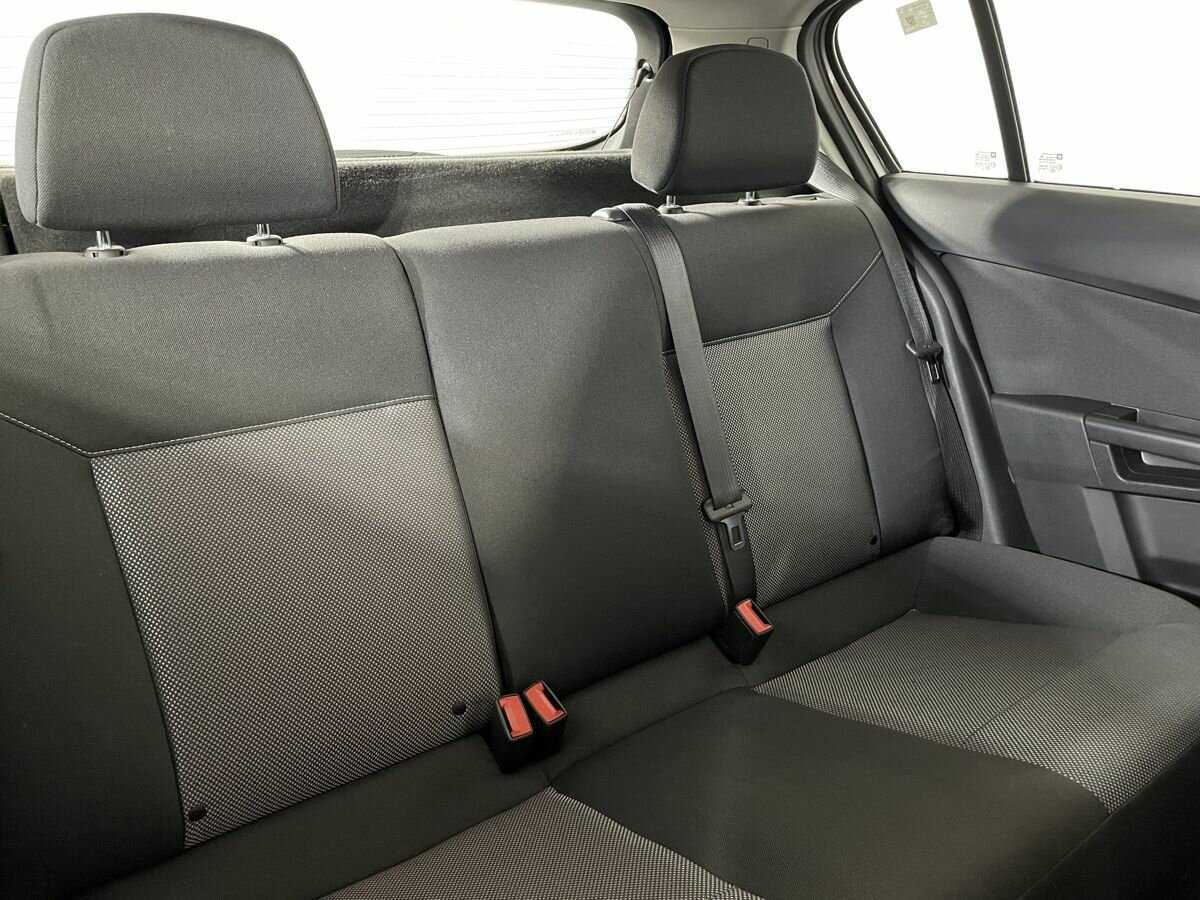 Б/У Опель Астра 2010 года. Фото: #14