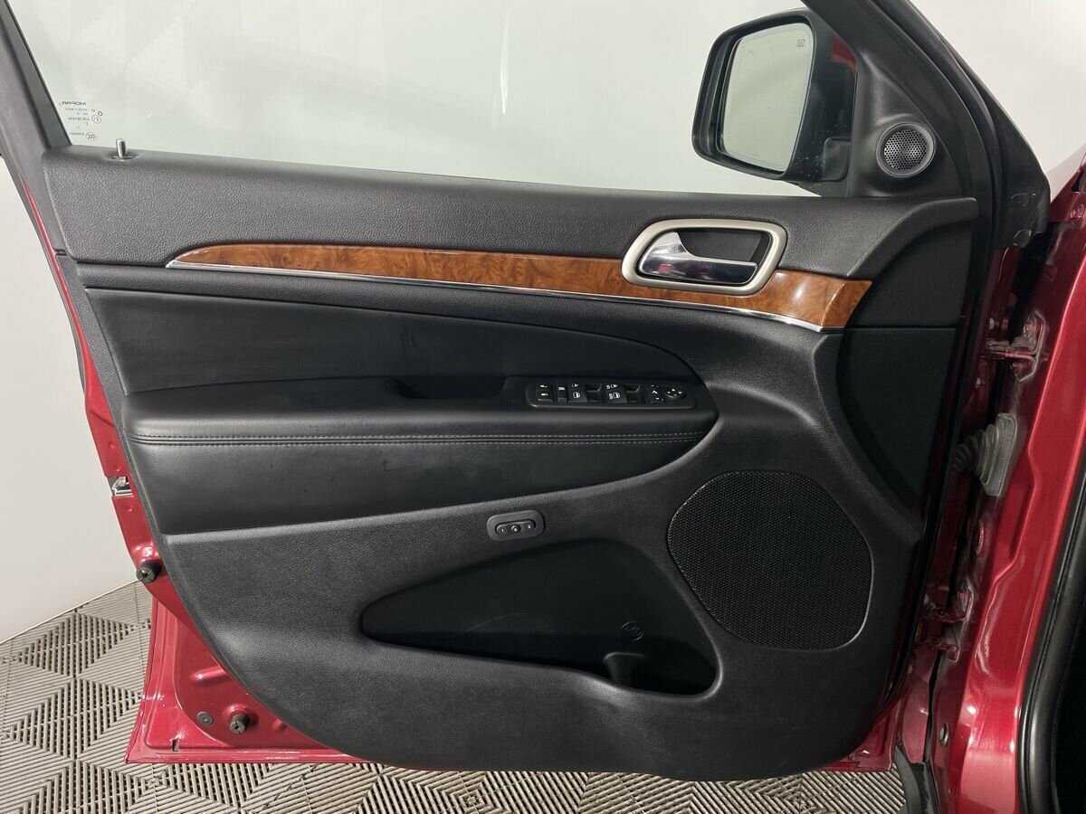 Б/У Джип Гранд Чироки 2012 года. Фото: #7